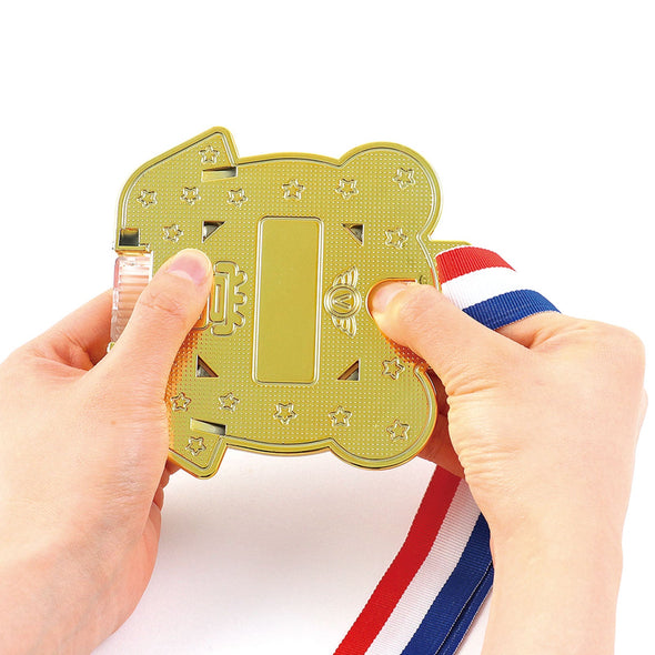 Play photostand medal04