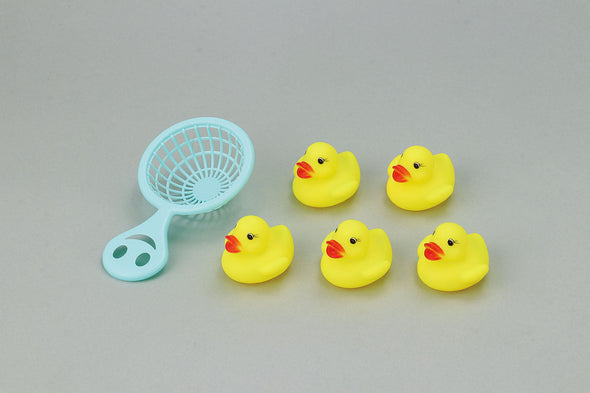 Duck-chan scooping01