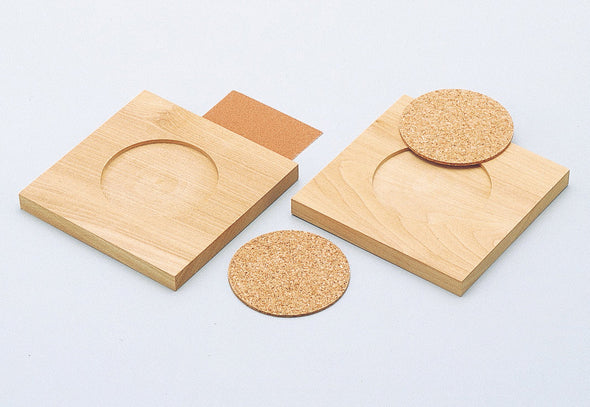 Set of 2 wooden carved coasters01