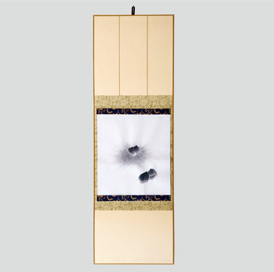 Hanging scroll for large colored paper01