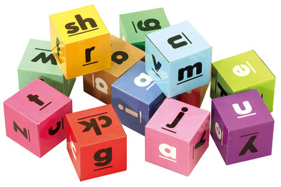 Alphabet cubes (12pcs)01