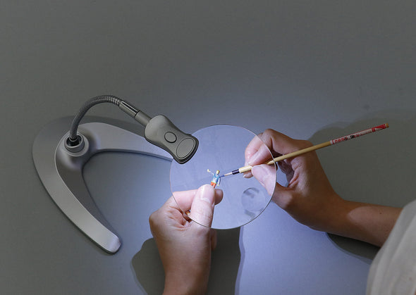 LED stand loupe01