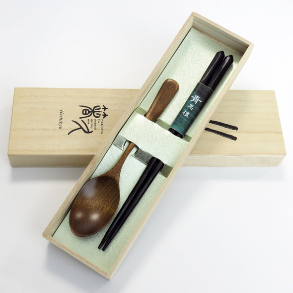 [Specially selected wood/chopstick rest included] Blue ebony shaved chopsticks celebration meal set