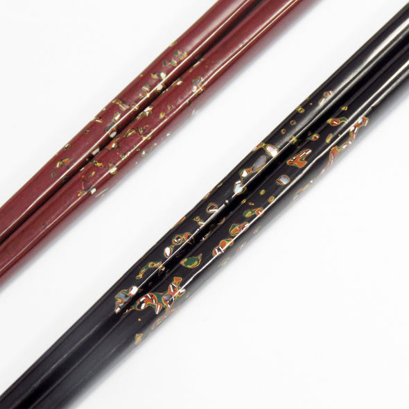 [Included chopstick rest made by traditional craftsman] Wakasa lacquered chopsticks pure gold couple set