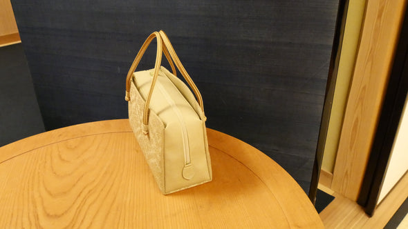 Bolsa "G" feita com técnicas artesanais tradicionais de Kyoto